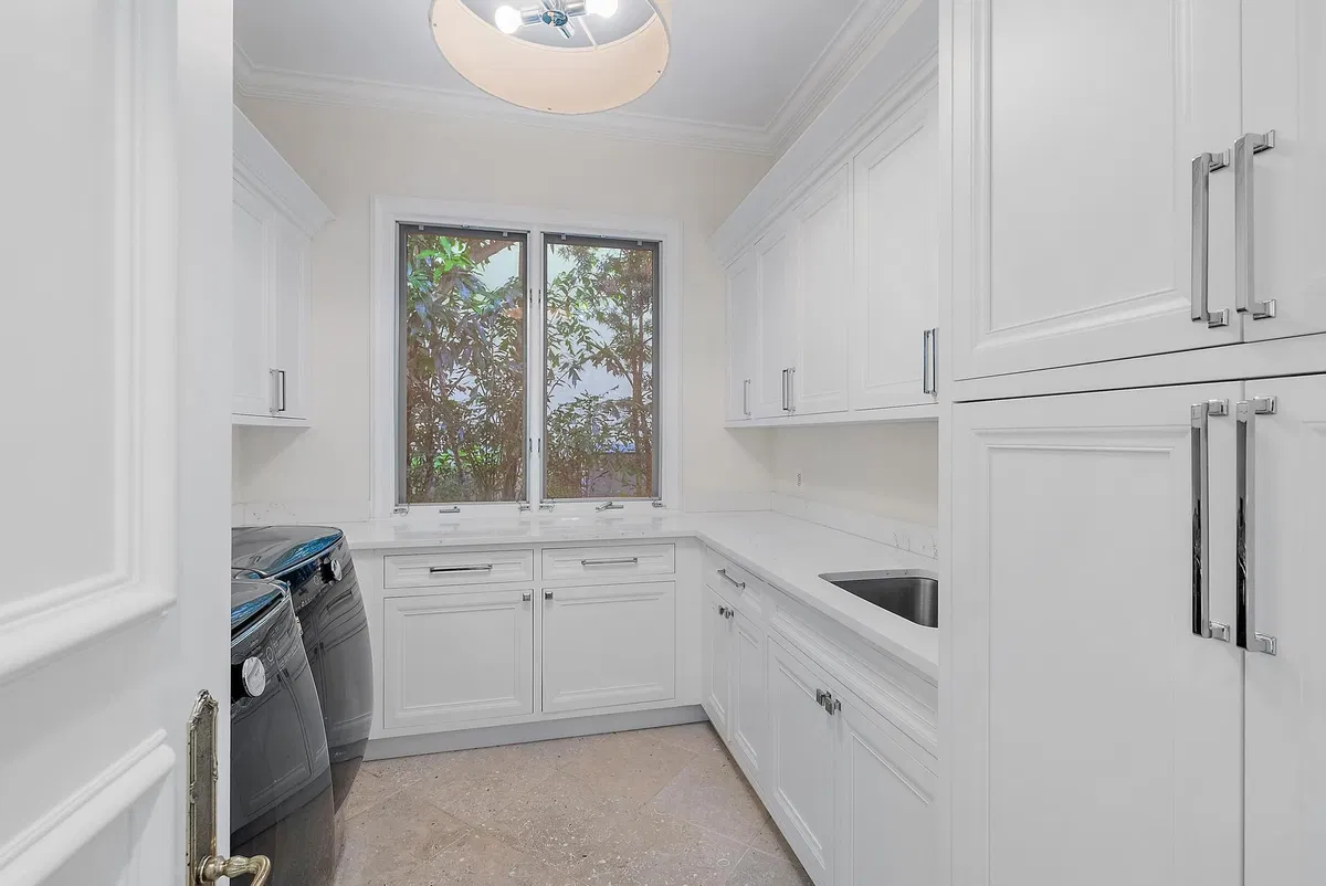 Admirals Cove Residence photo 31