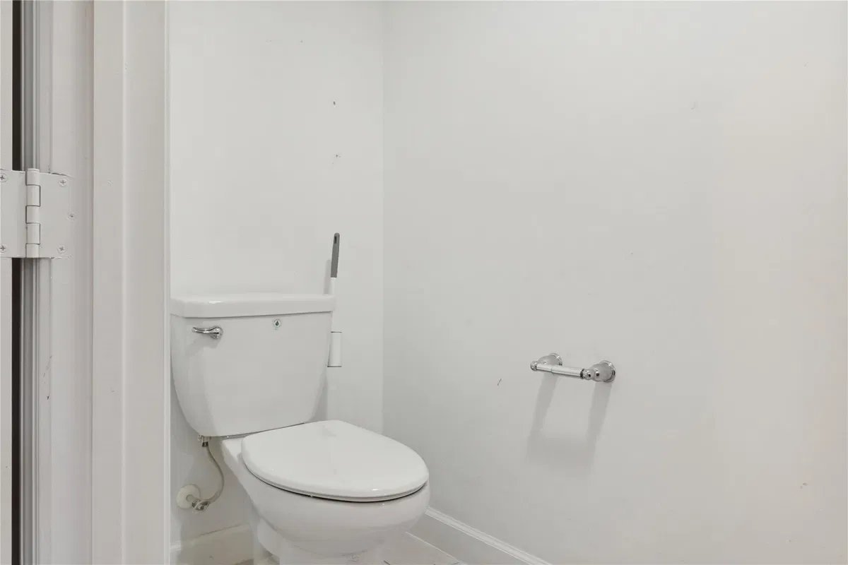  Residence photo 31