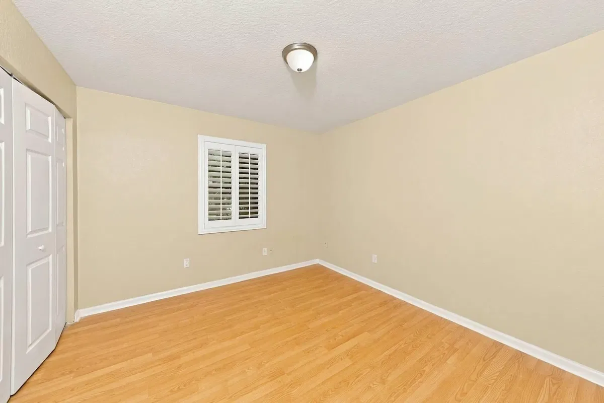  Residence photo 10