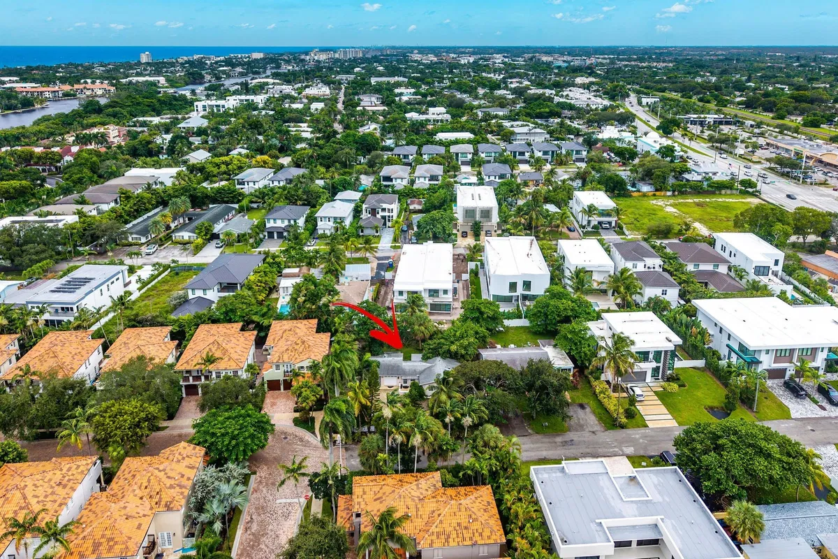 Palm Trail Delray Beach Residence photo 4