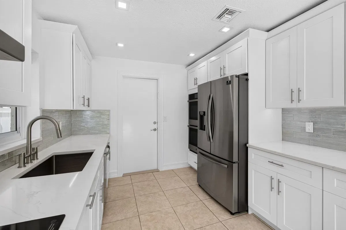  Residence photo 22