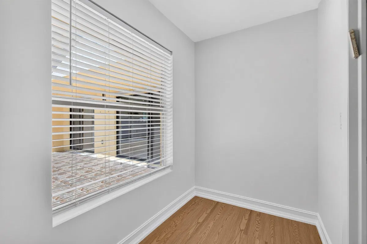  Residence photo 46