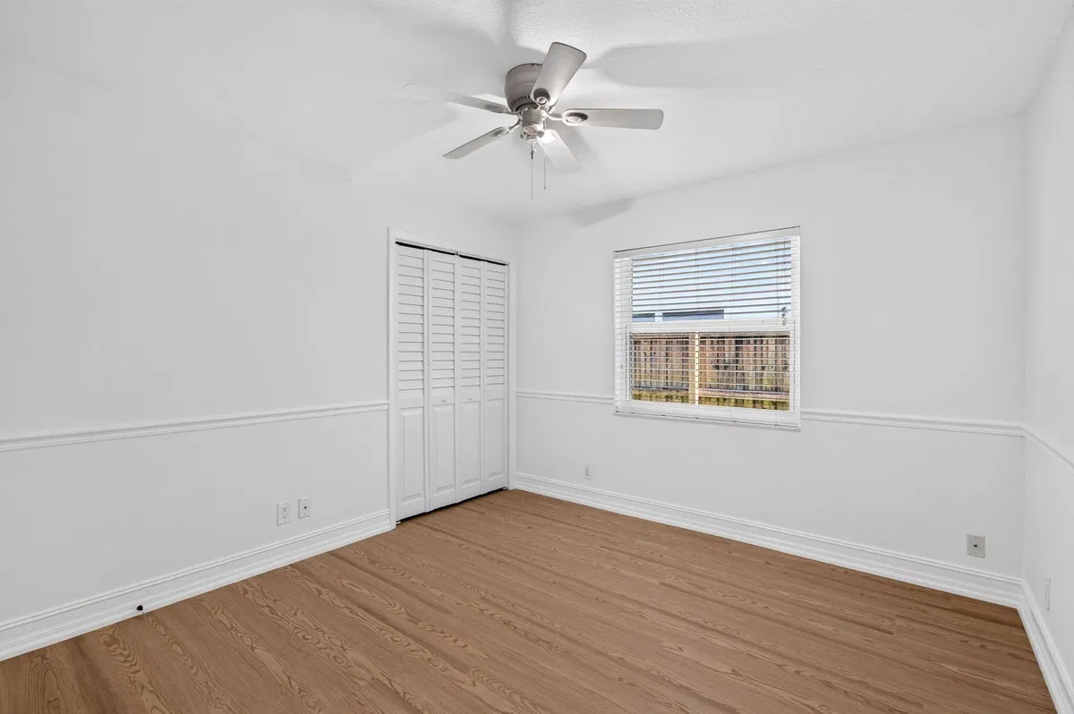  Residence photo 49