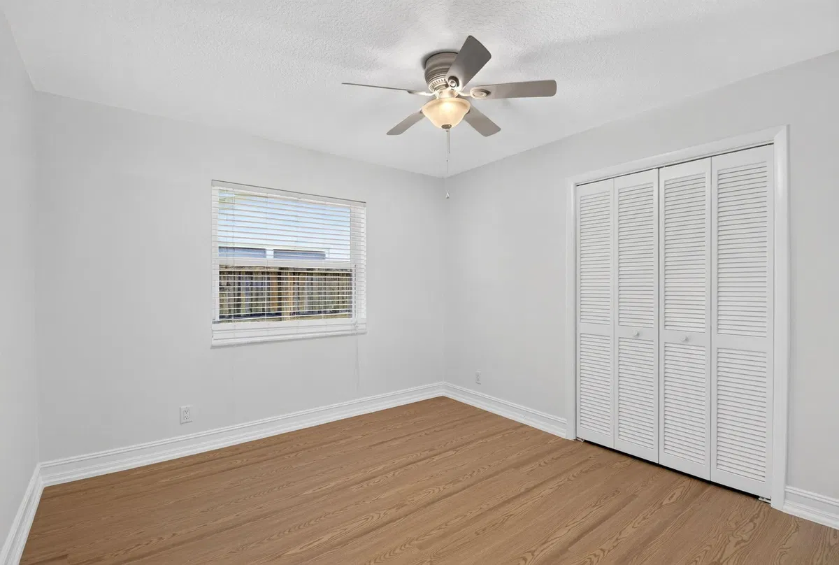  Residence photo 55