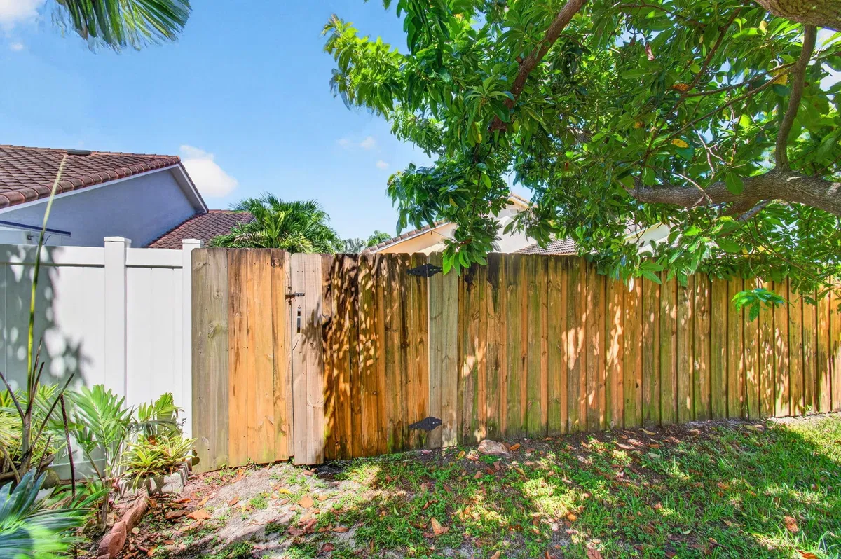  Residence photo 73