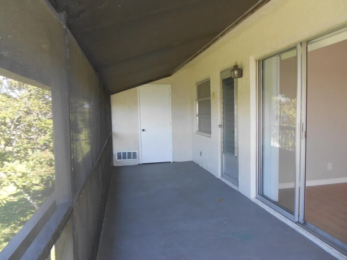  Residence photo 19