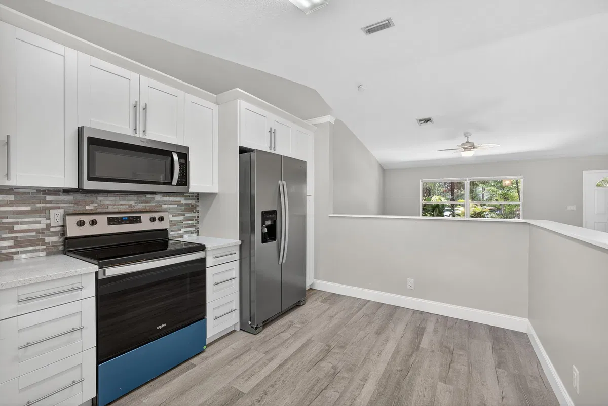 Residence photo 10