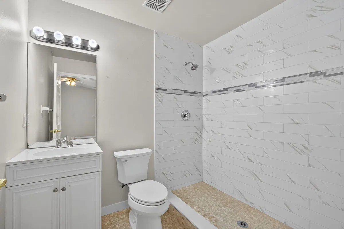 Residence photo 13