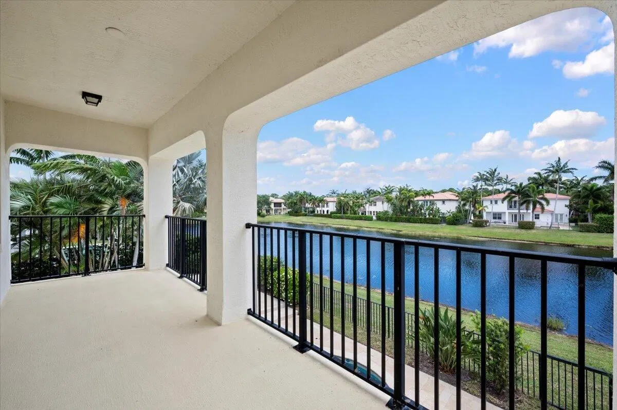 Evergrene Palm Beach Gardens Residence photo 31