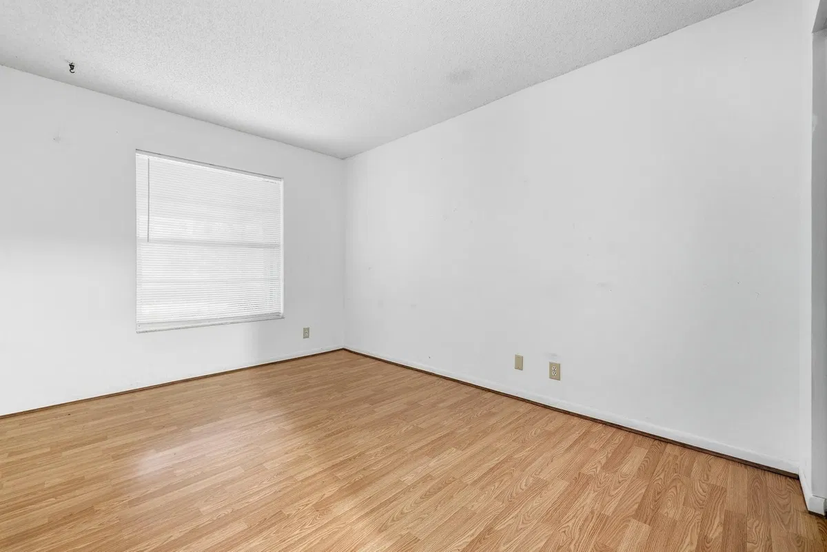  Residence photo 13