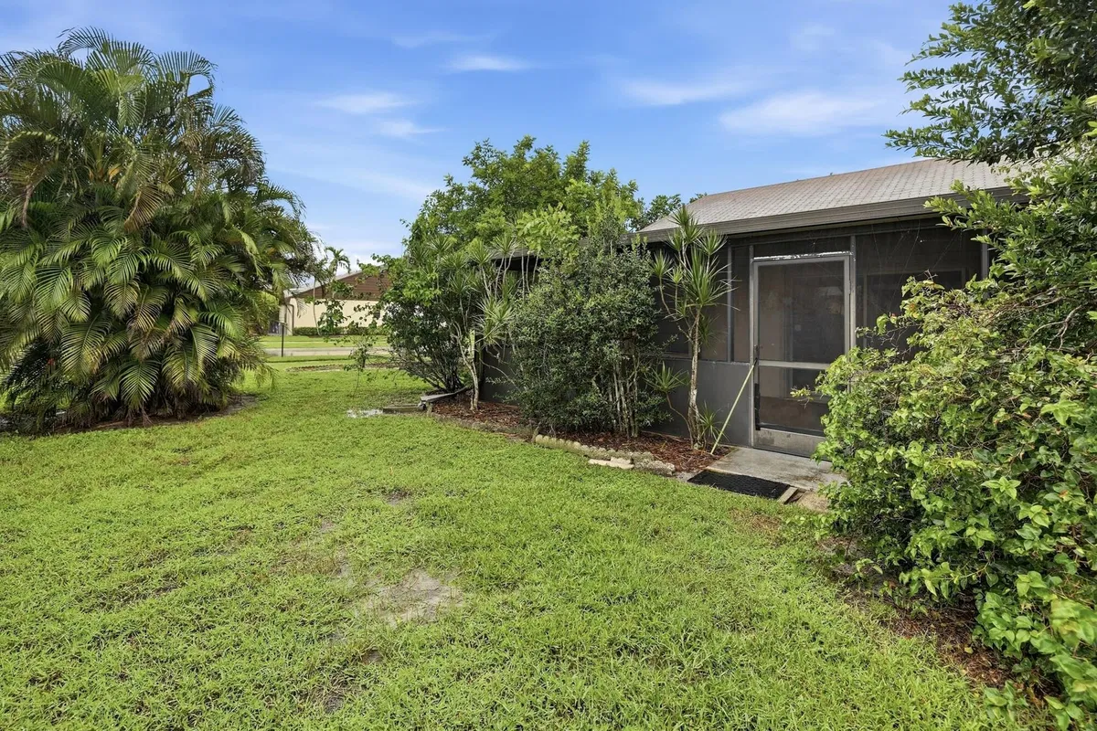  Residence photo 22