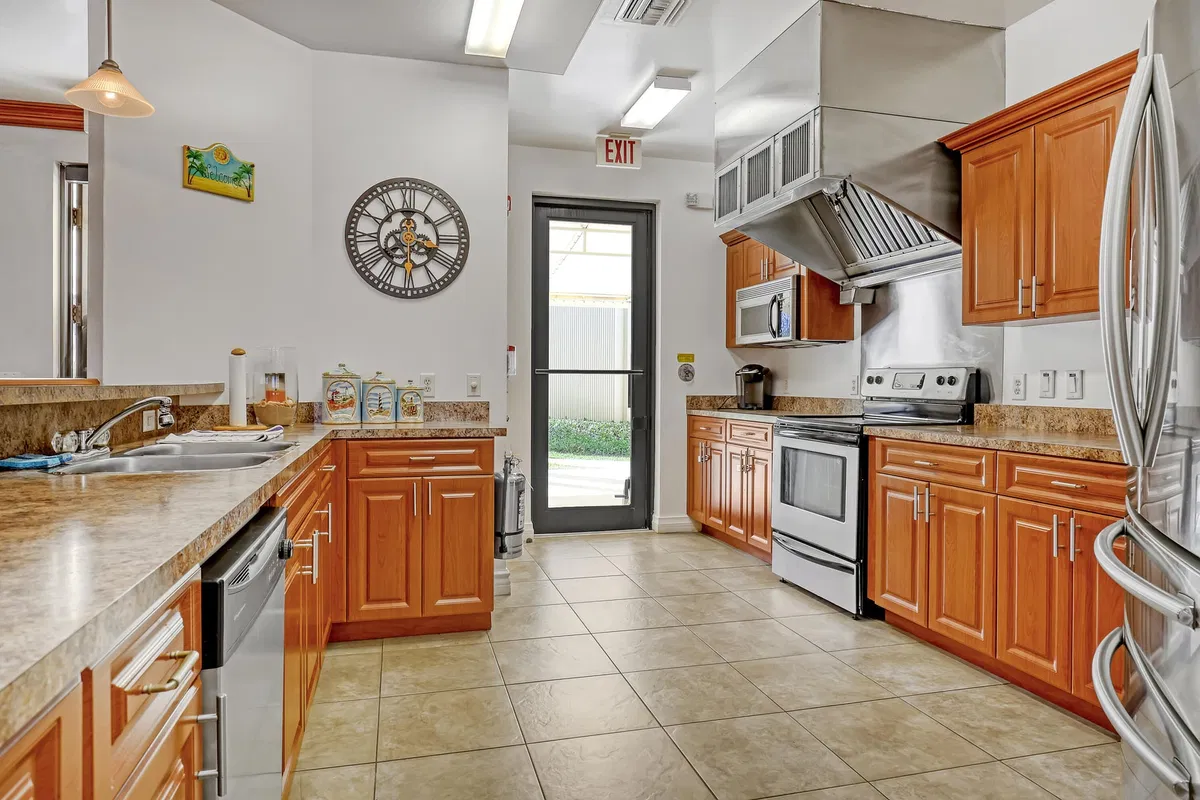 Singer Island Unit B-17C photo 16