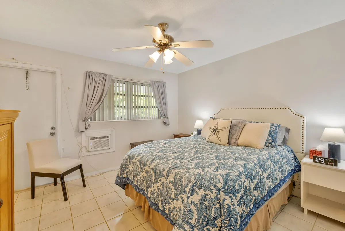  Residence photo 7
