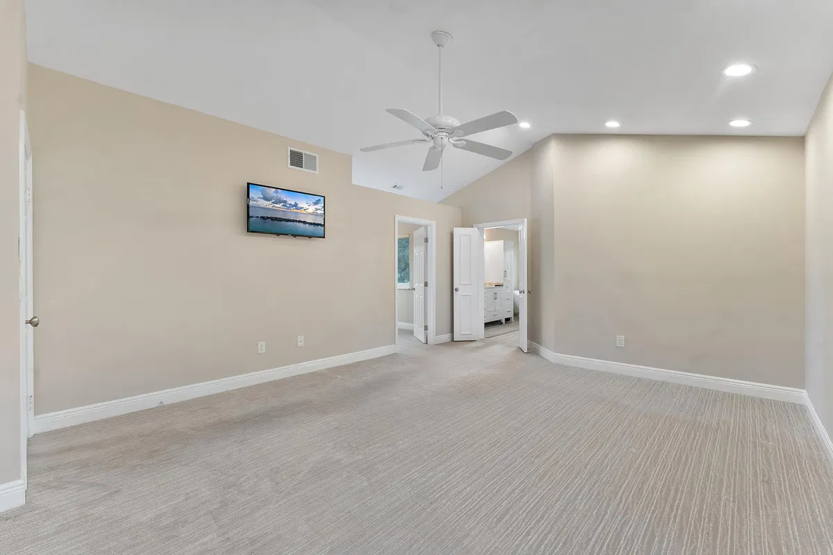  Residence photo 43