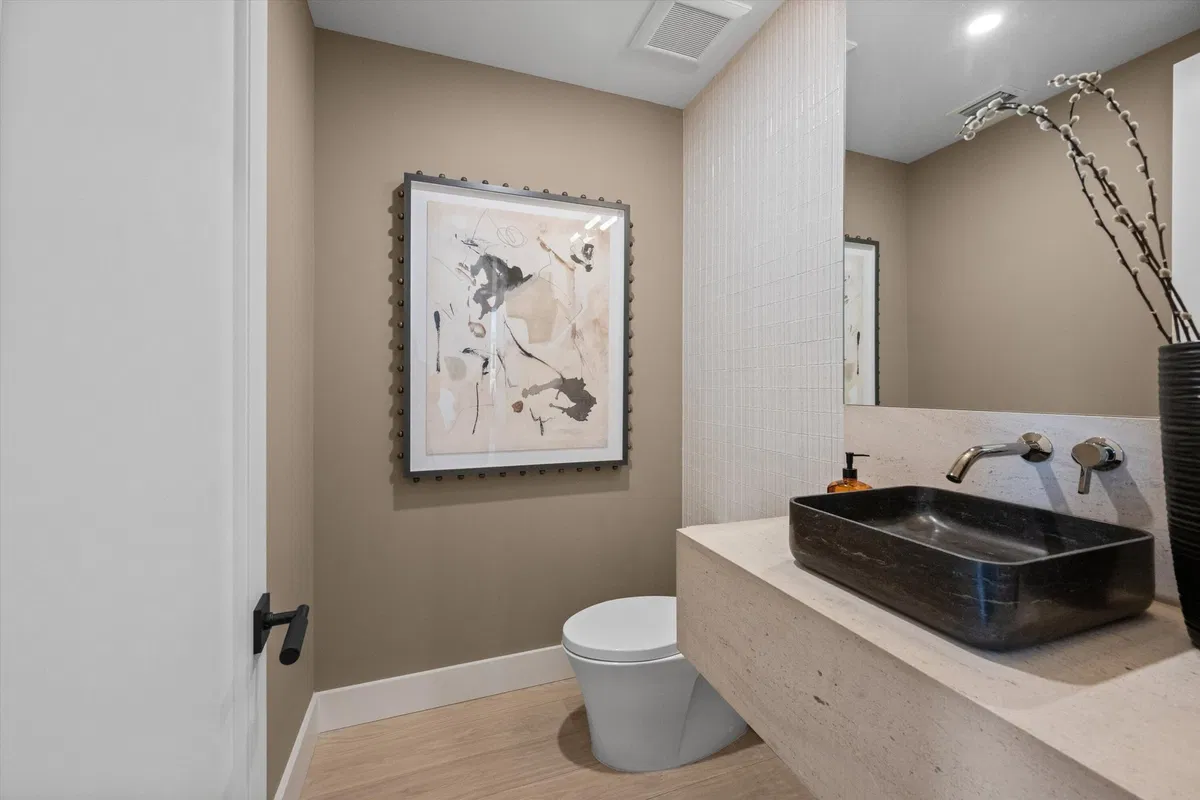 Residence photo 22