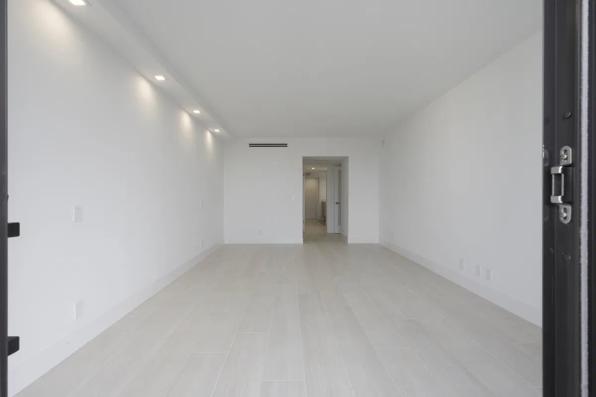 The Plaza of The Palm Beaches Unit 14c photo 13