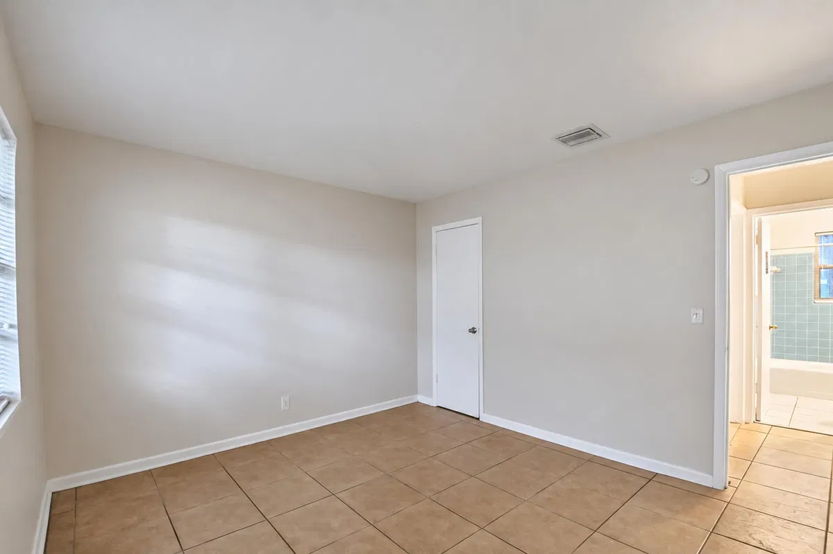 Unit 1-5 photo 25