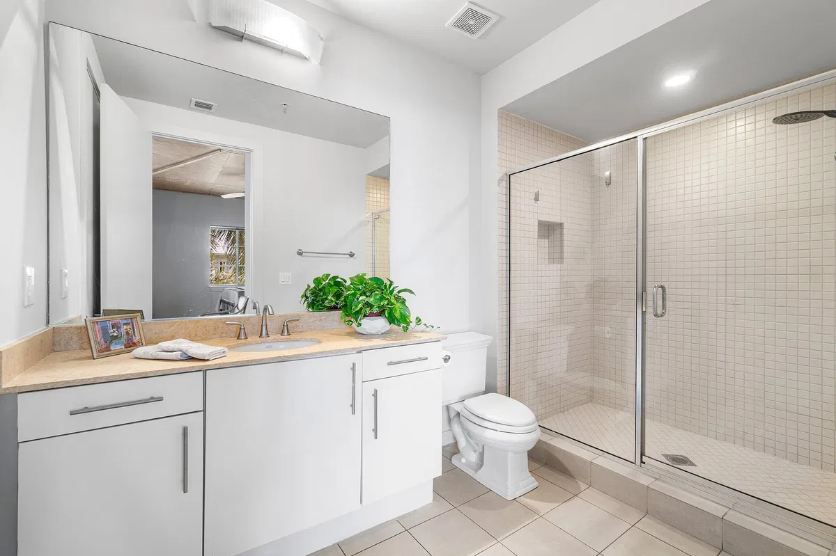 The Meridian Unit 310 photo 19