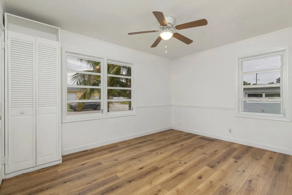  Residence photo 10