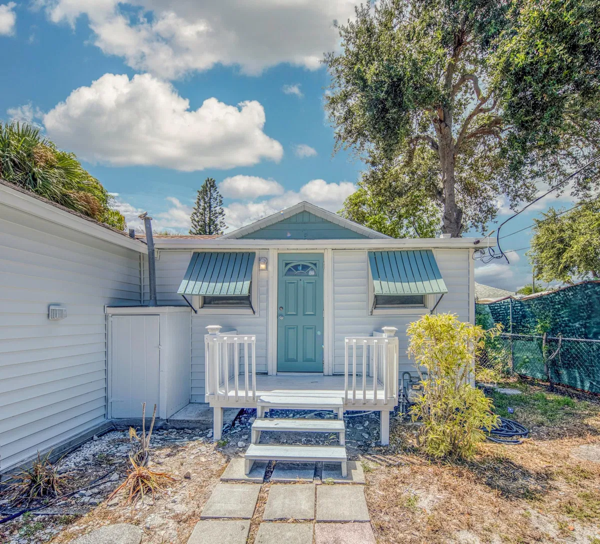  Residence photo 13