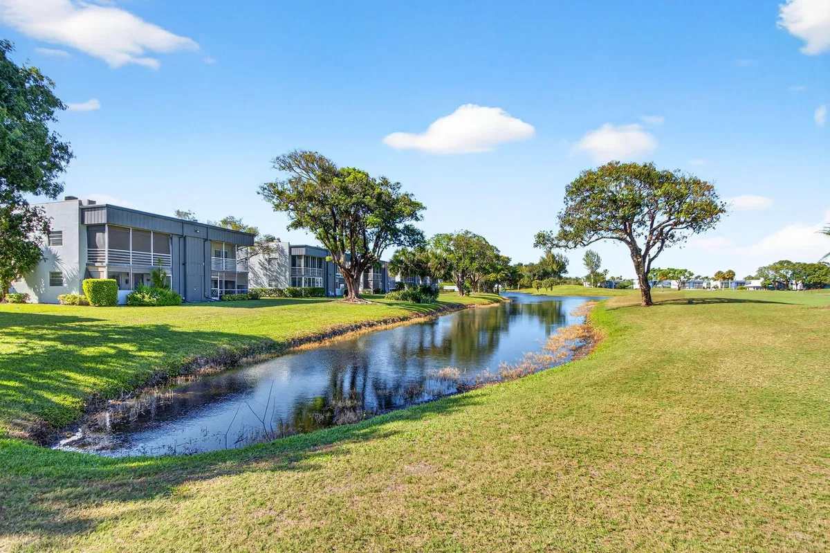 Residence photo 46