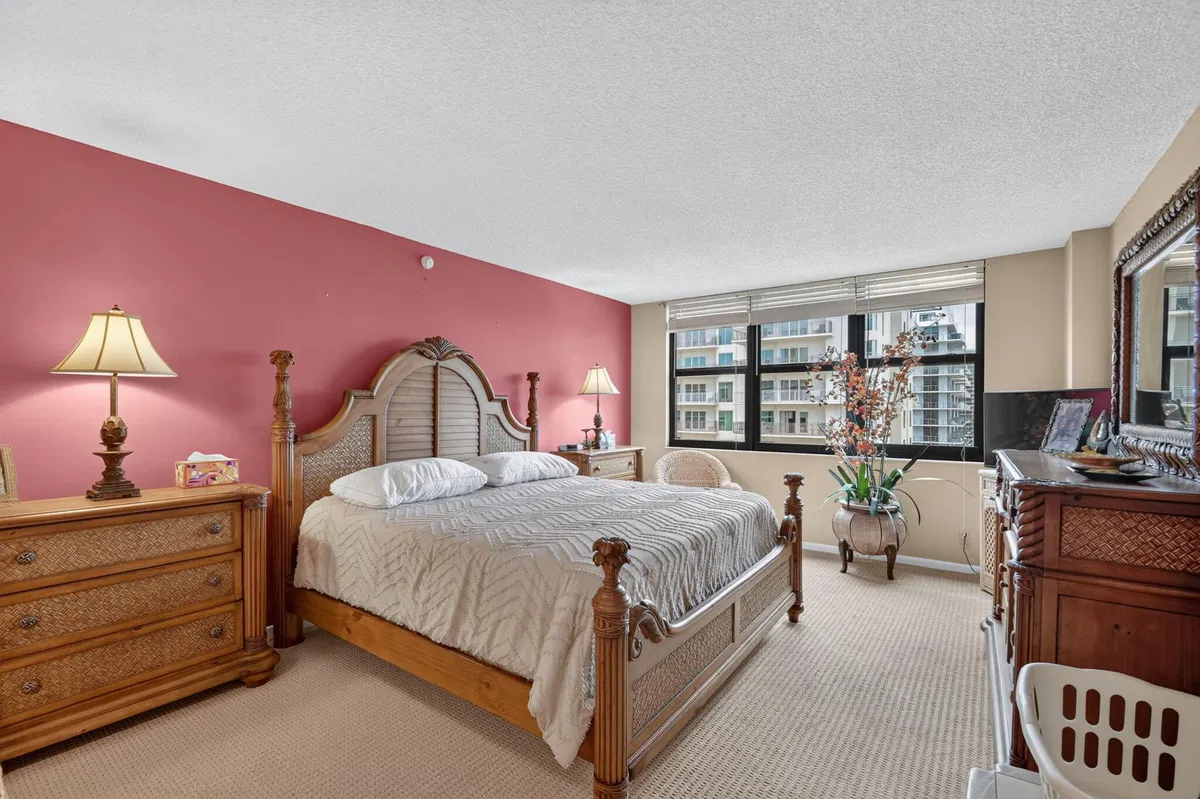 Singer Island Unit 1808 photo 13