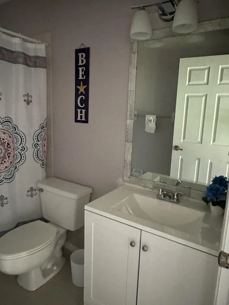 Unit 4 photo 22