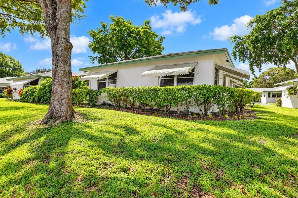 Residence photo 37