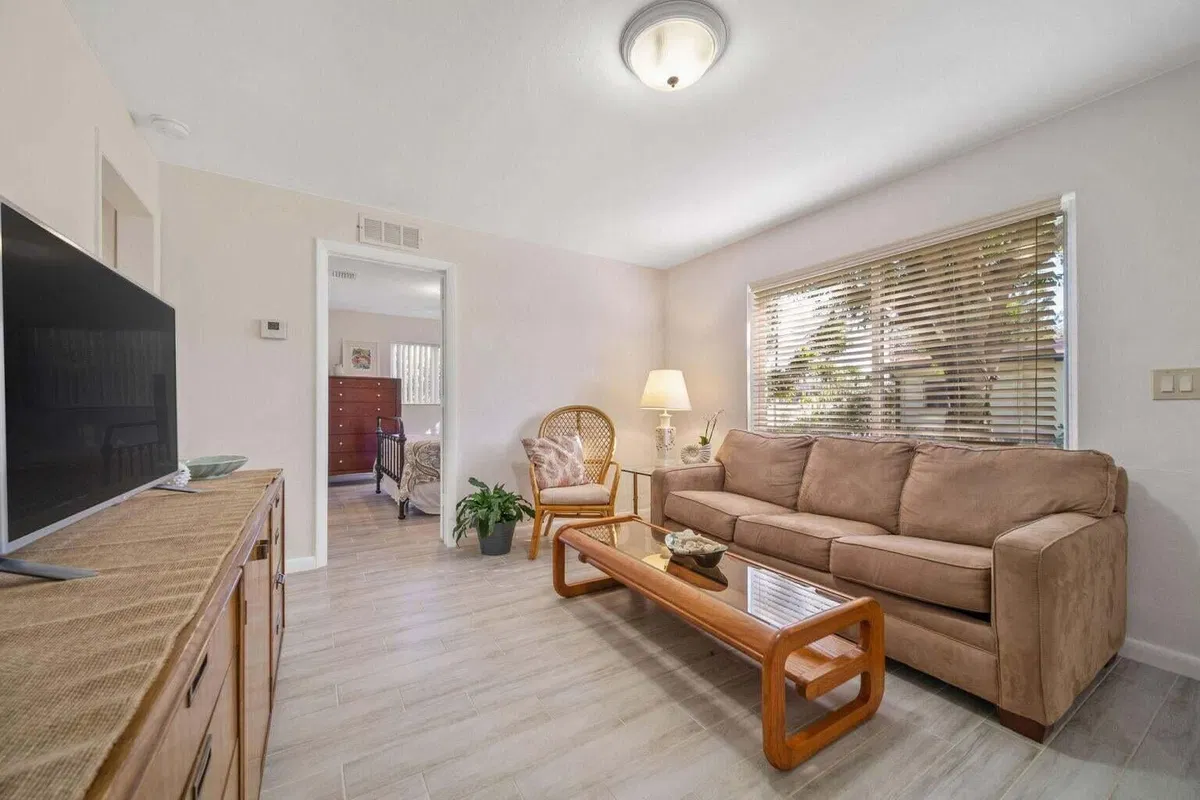 Residence photo 7