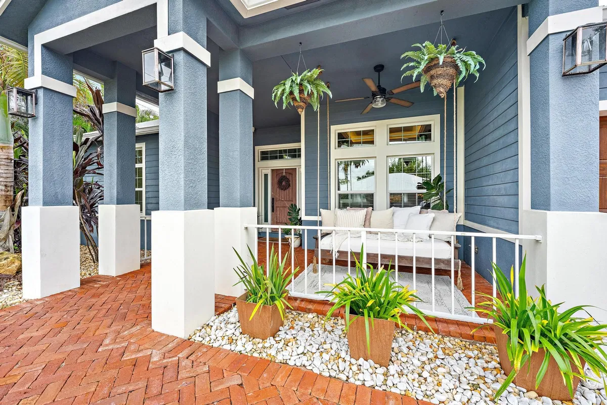 Residence photo 4
