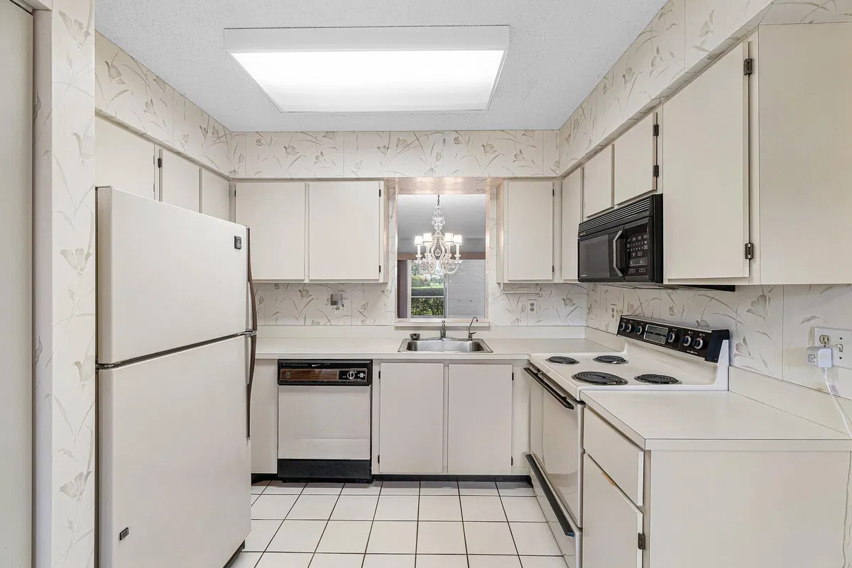  Unit 108 photo 10