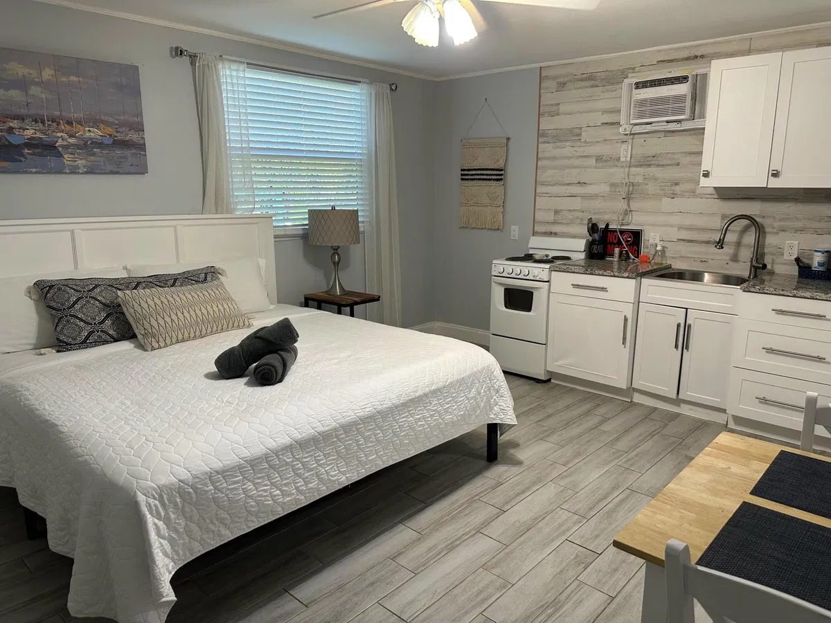 Palm Beach Shores Unit 9 Studio