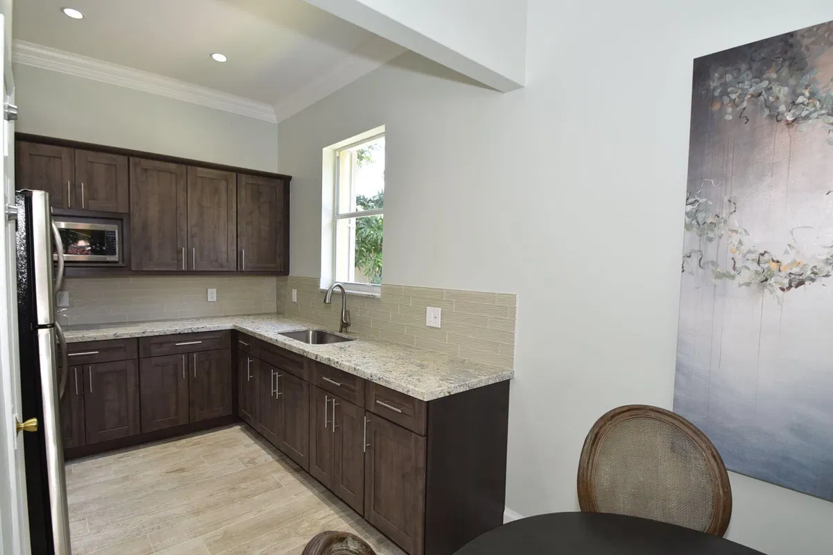 Residence photo 49