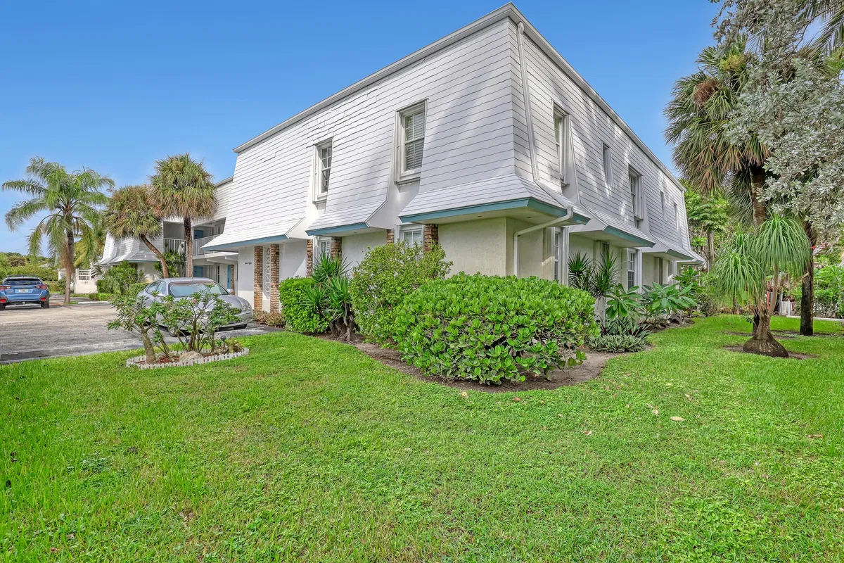 Singer Island Unit 202 photo 22