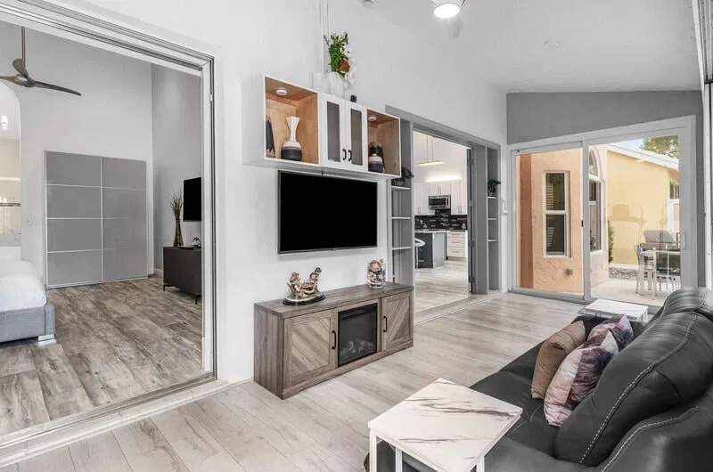 Residence photo 16