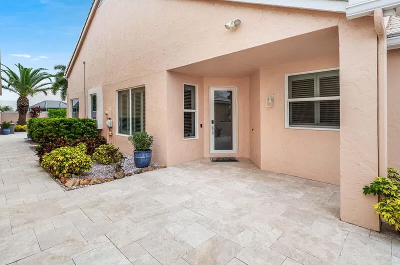 Residence photo 28
