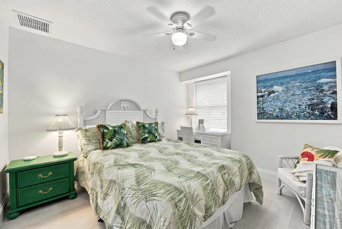 Residence photo 22
