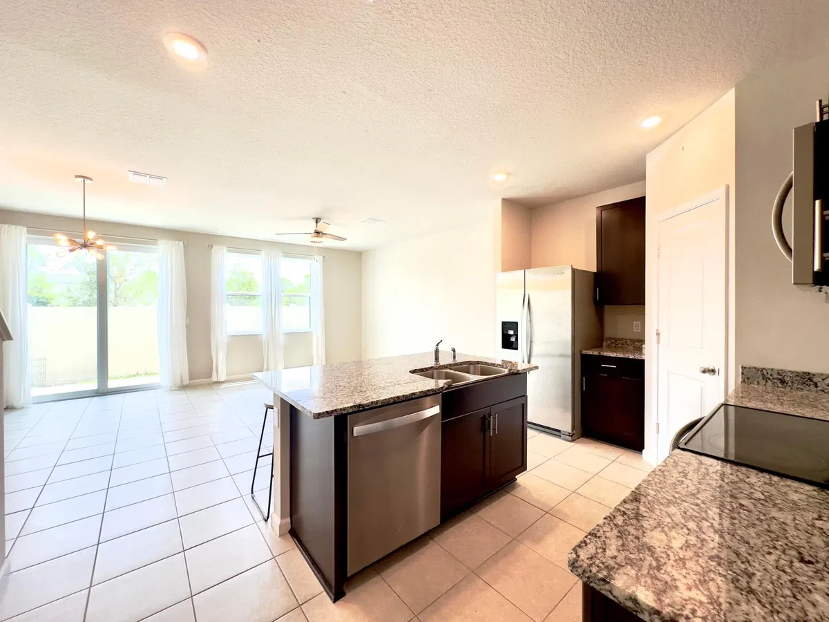 Residence photo 10