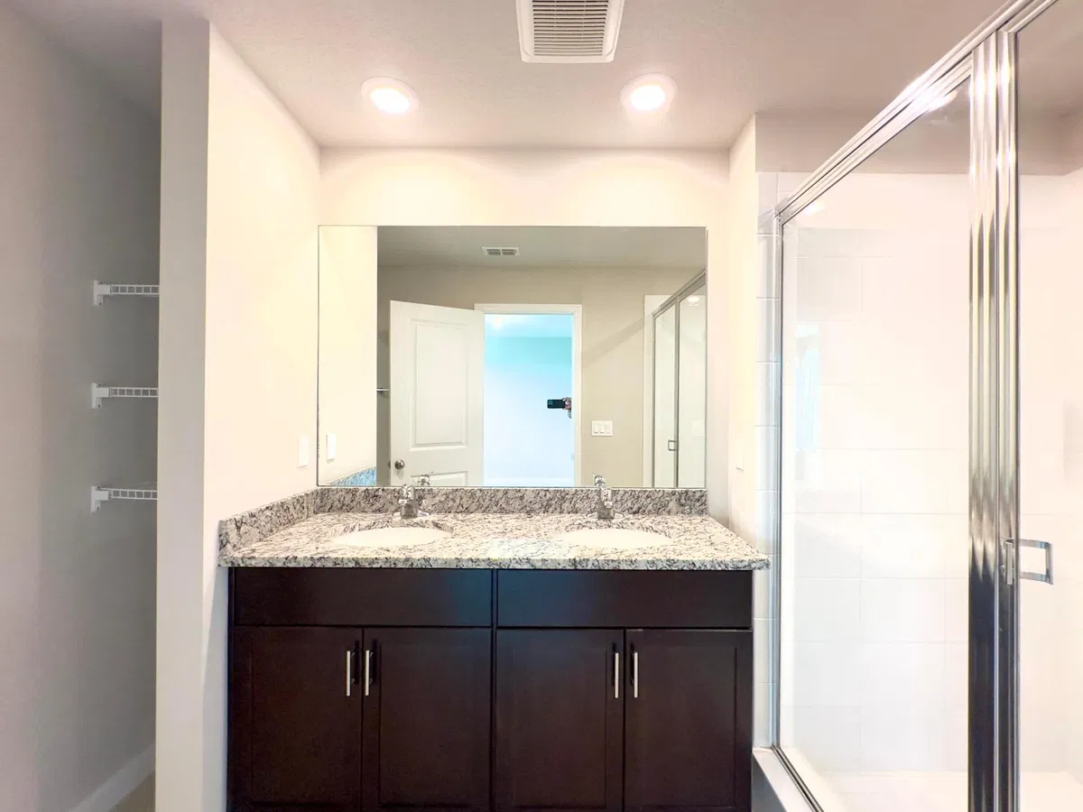 Residence photo 25