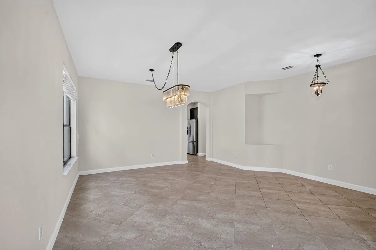 Residence photo 13