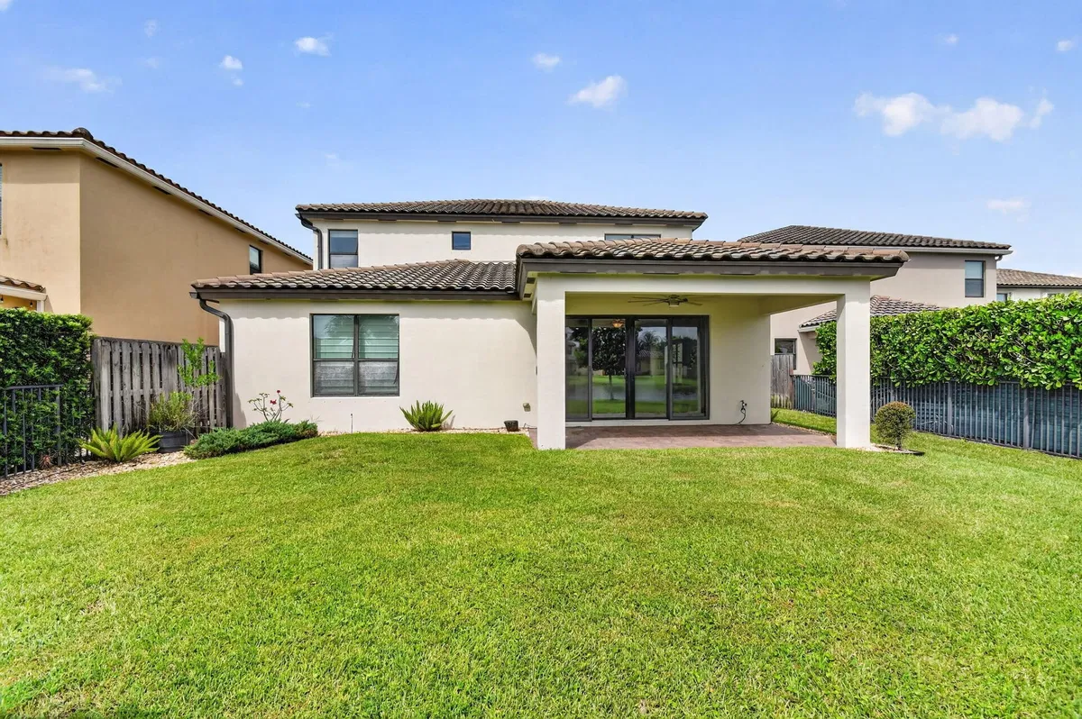 Residence photo 46