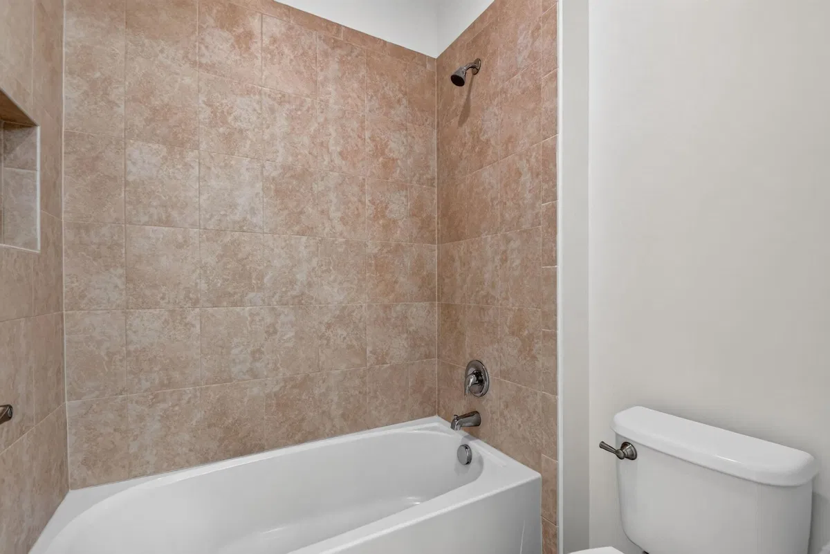 Residence photo 64