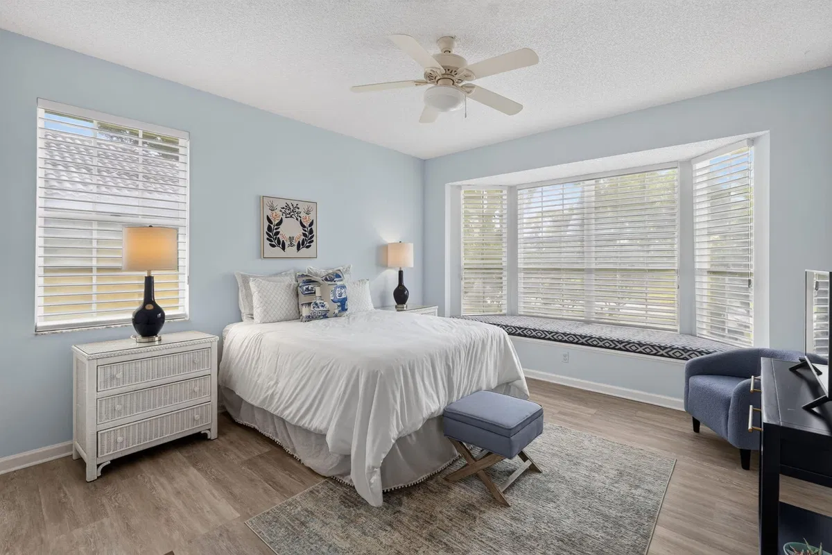 Residence photo 34