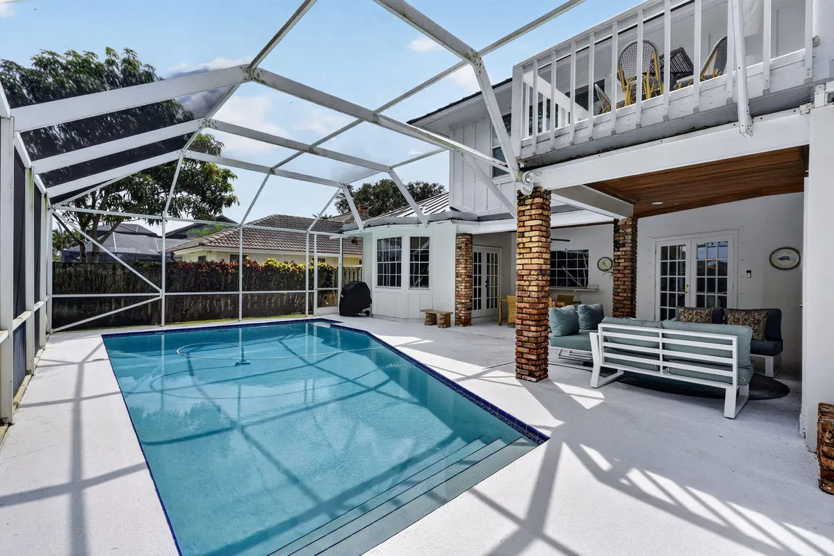 Residence photo 91