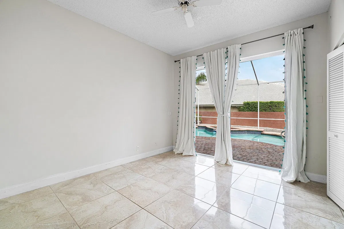 Boca Isles Residence photo 19