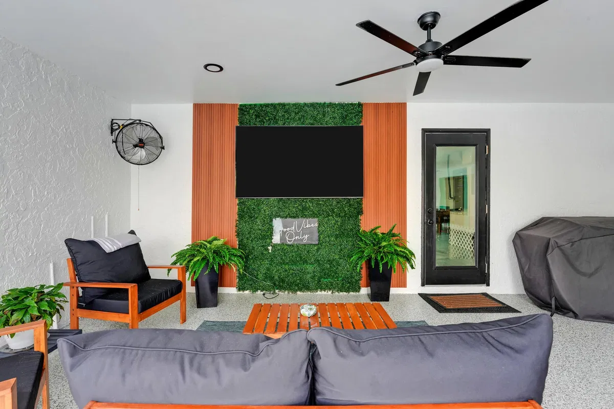  Residence photo 25