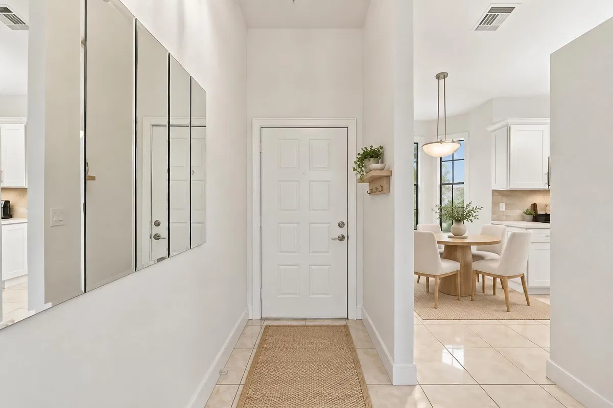 Unit 106 photo 19