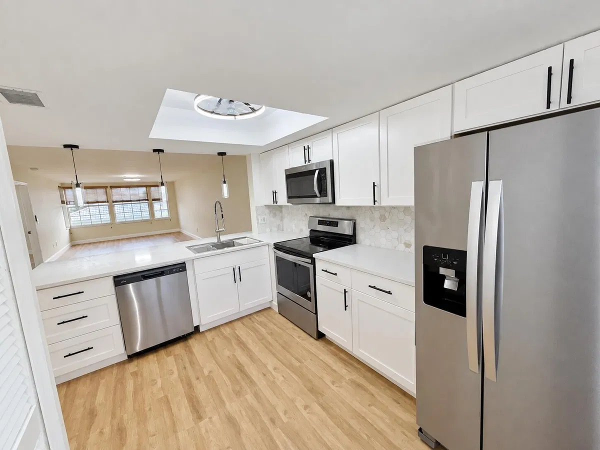 Residence photo 4