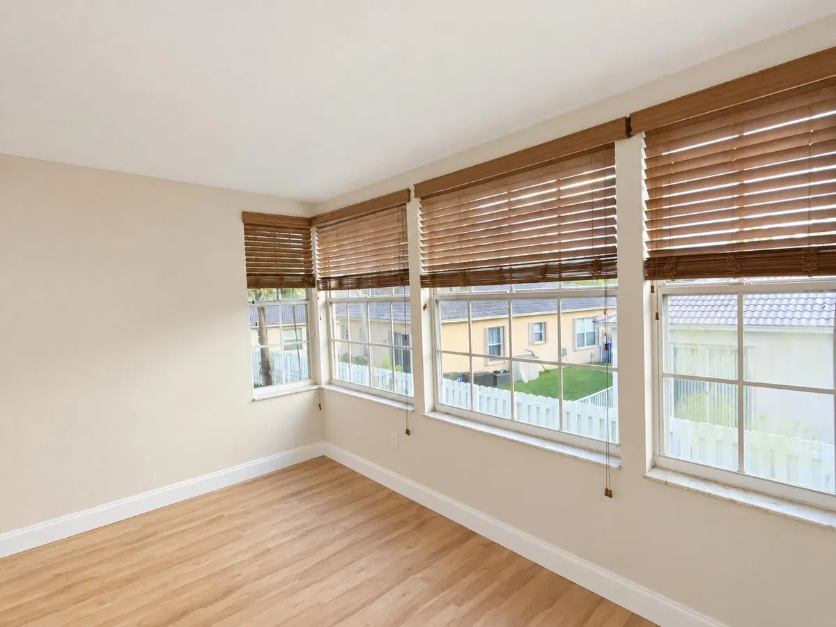 Residence photo 13