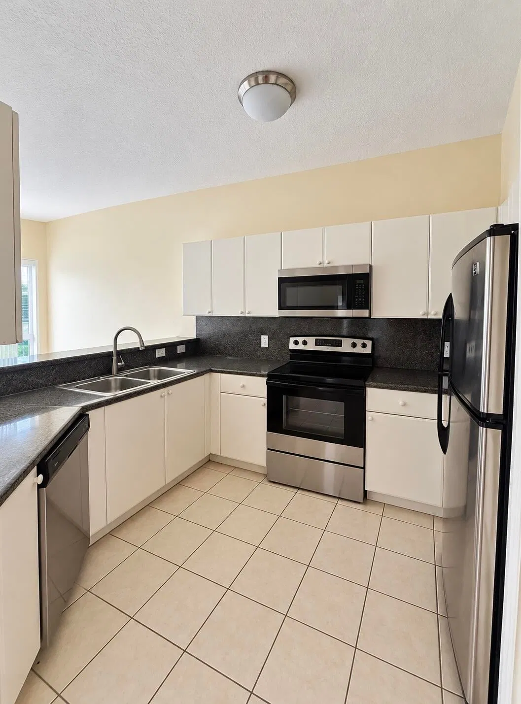 Unit 2247 photo 7
